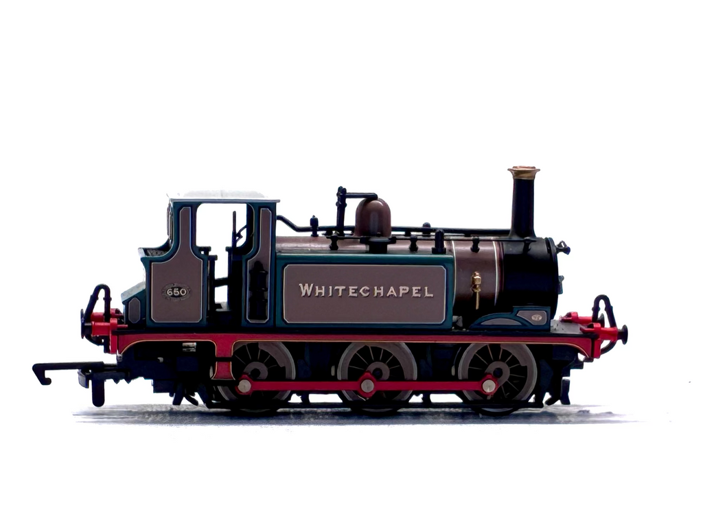Hornby R3247 Class A1X 'Terrier' 0-6-0 650 'Whitechapel' in LB&SCR improved engine green Exclusive to Hornby Collectors Club