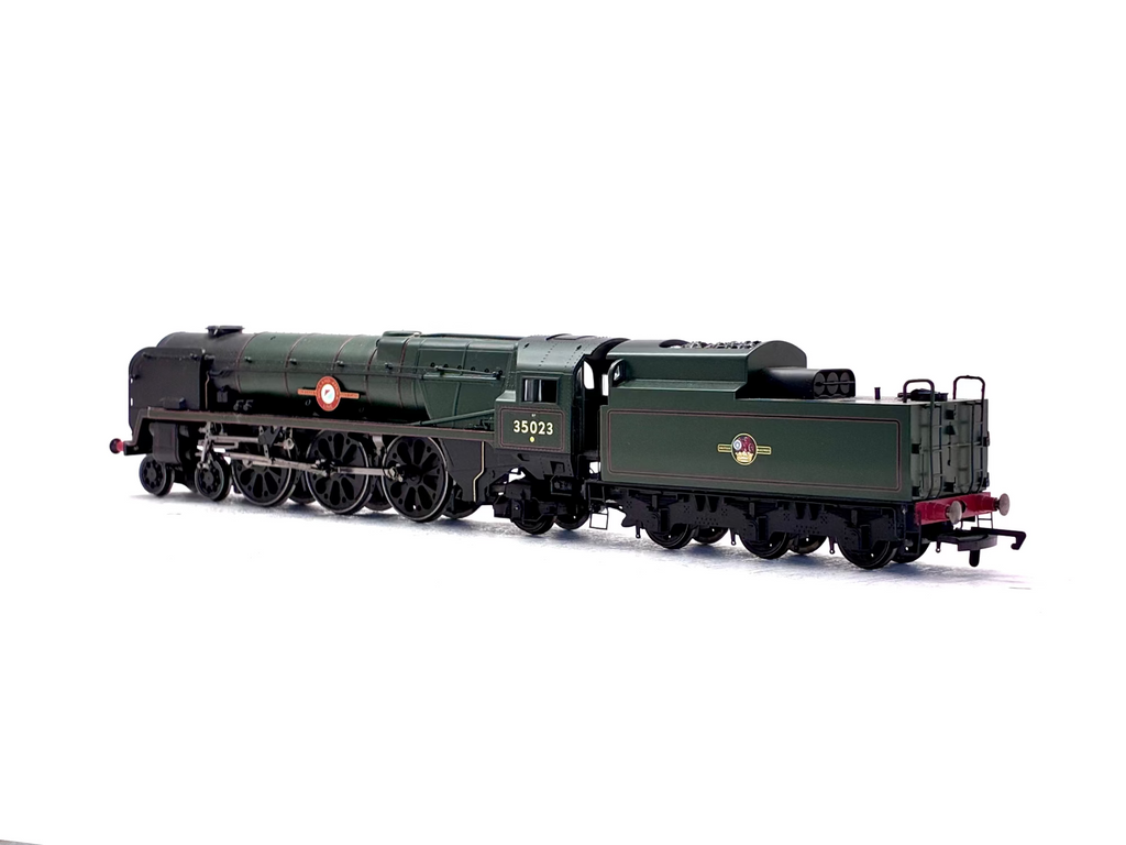Hornby R2170 Rebuilt Merchant Navy class 4-6-2 "Holland Afrika Line" 35023 in BR green Sound