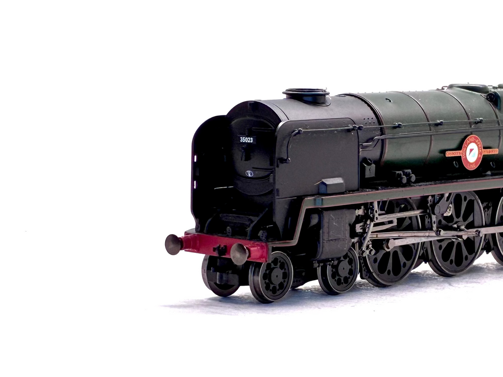 Hornby R2170 Rebuilt Merchant Navy class 4-6-2 "Holland Afrika Line" 35023 in BR green Sound