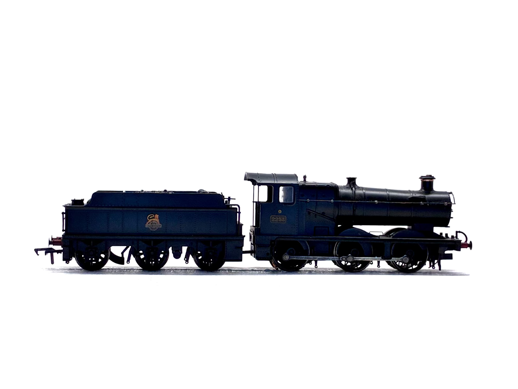 Bachmann Branchline 32-306 Class 2251 Collett Goods 2253 & Churchward tender in BR black weathered