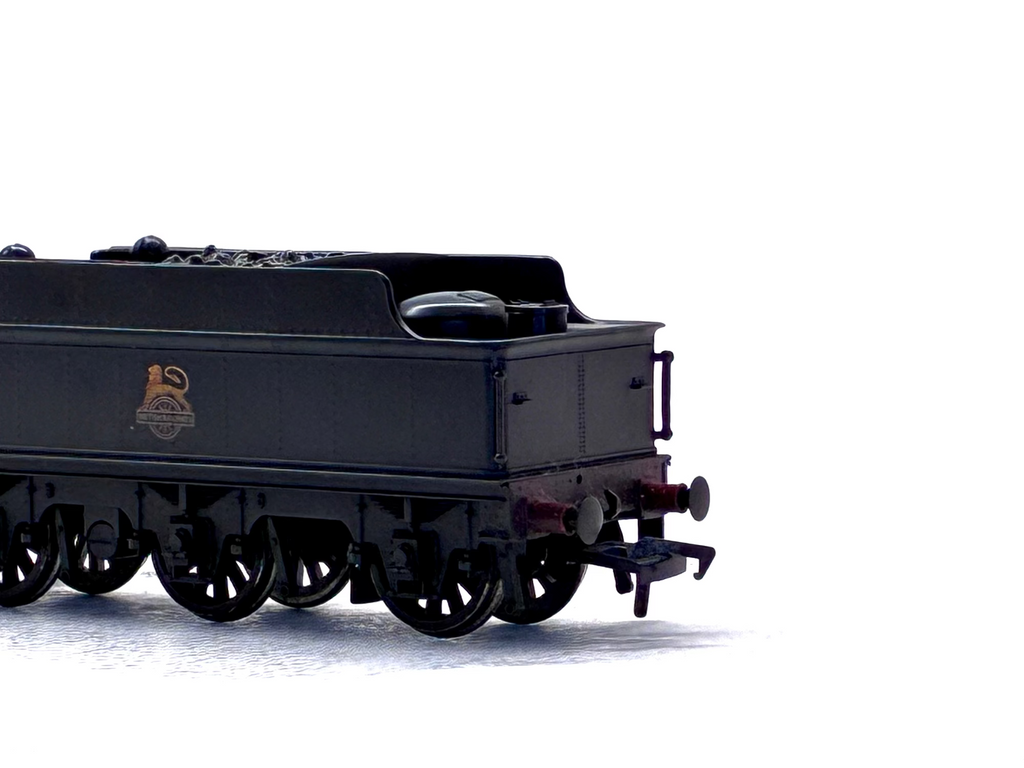 Bachmann Branchline 32-306 Class 2251 Collett Goods 2253 & Churchward tender in BR black weathered