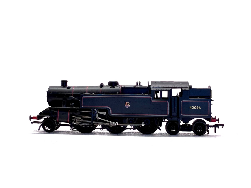 Bachmann Branchline 32-876 Class 4MT Fairburn 2-6-4 tank 42096 in BR lined black with early emblem