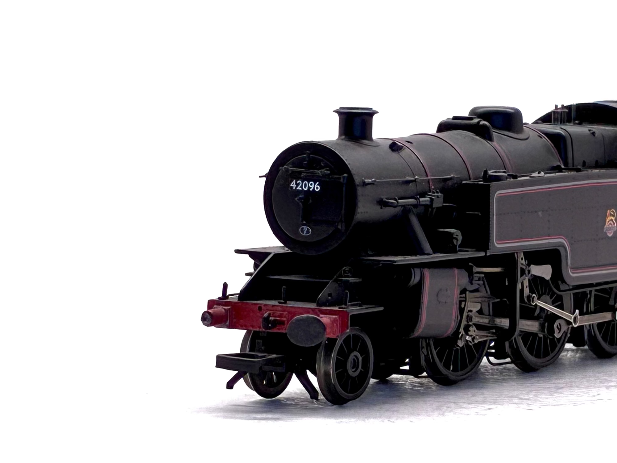Bachmann Branchline 32-876 Class 4MT Fairburn 2-6-4 tank 42096 in BR lined black with early emblem