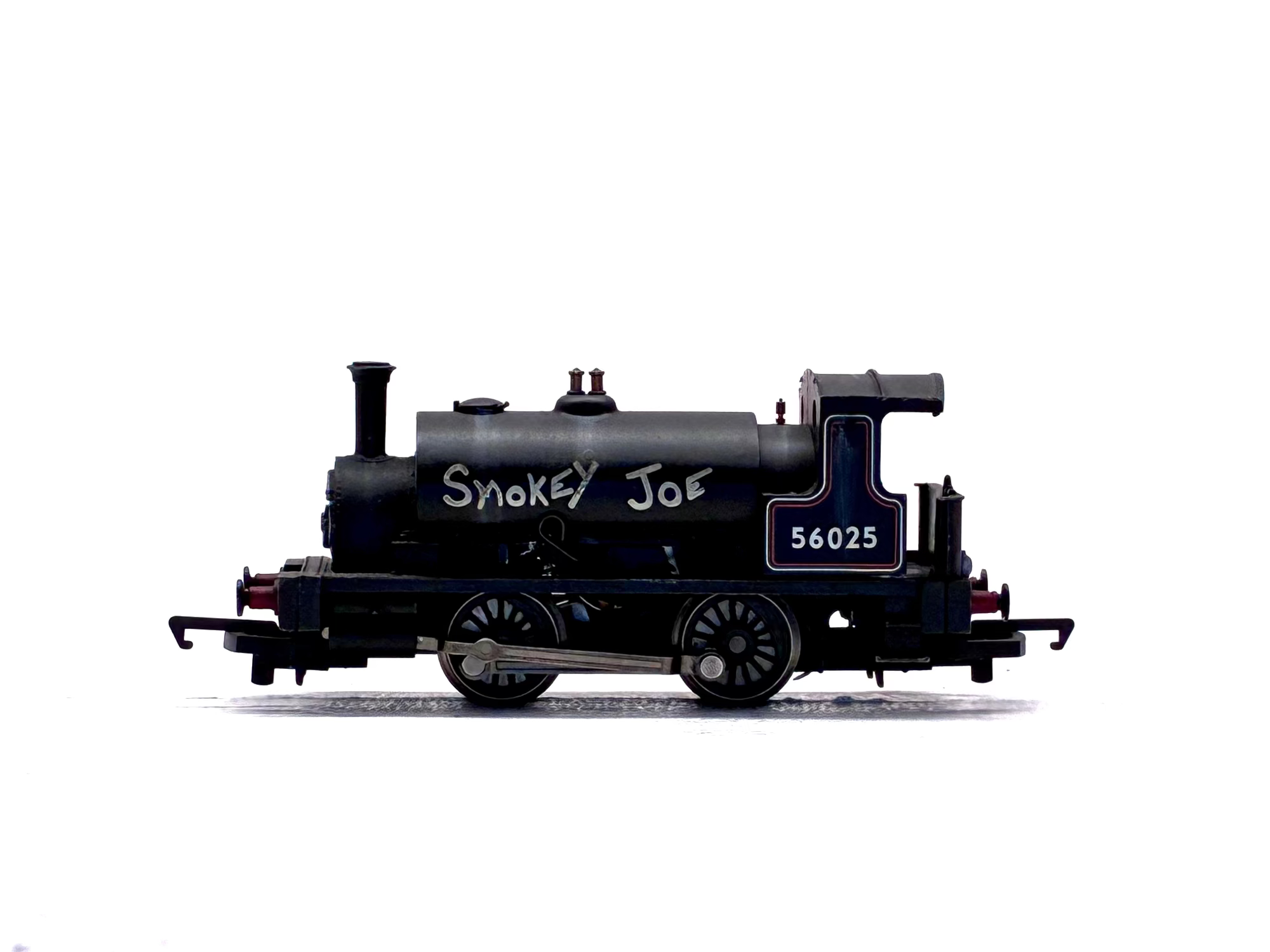 Hornby R782 Class 0F Pug 0-4-0ST 56025 "Smokey Joe" in black