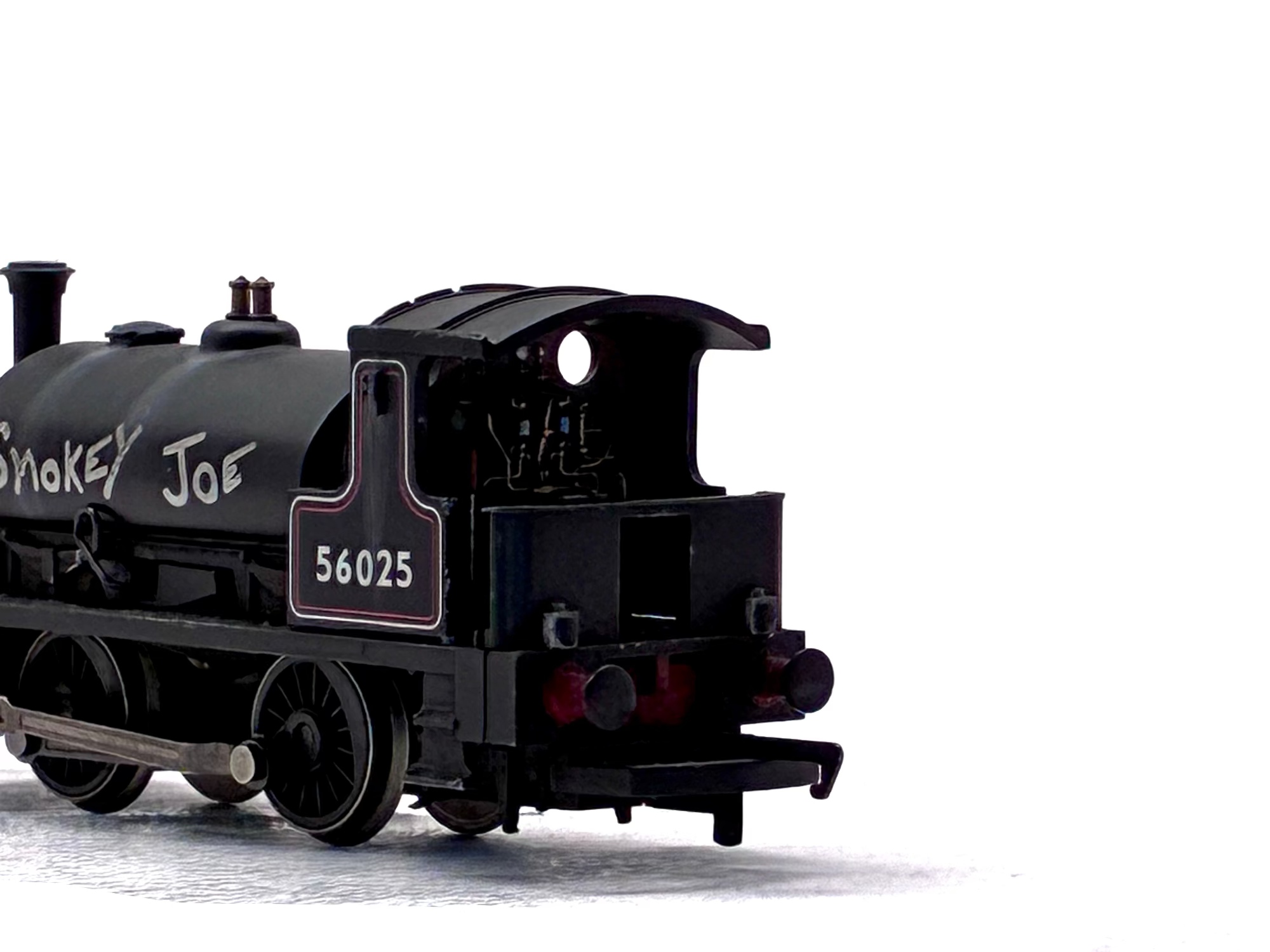 Hornby R782 Class 0F Pug 0-4-0ST 56025 "Smokey Joe" in black