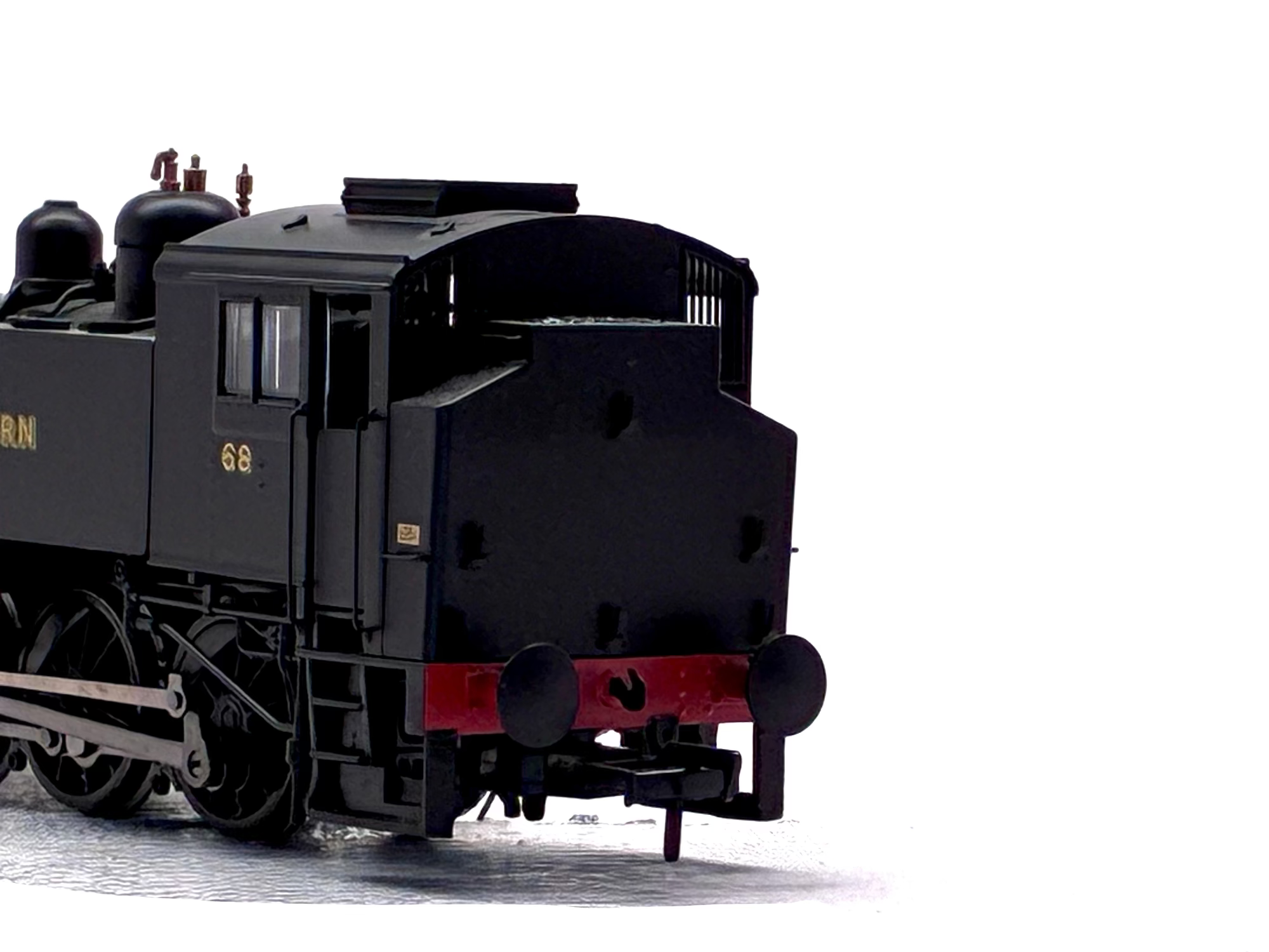 Bachmann Branchline MR-102 USA Tank 0-6-0T 68 in Southern black