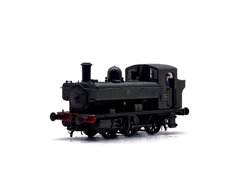 Heljan 1320 Class 1366 0-6-0PT 1366 in GWR green with shirtbutton