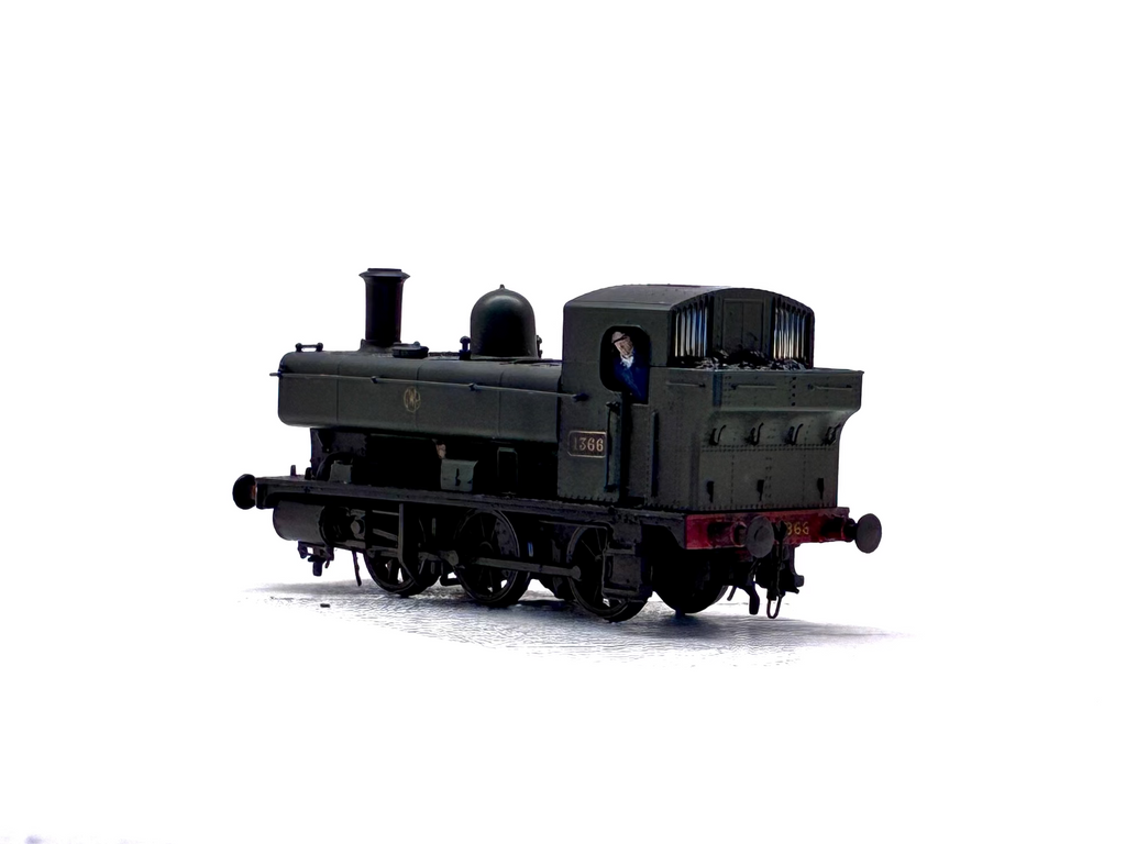 Heljan 1320 Class 1366 0-6-0PT 1366 in GWR green with shirtbutton