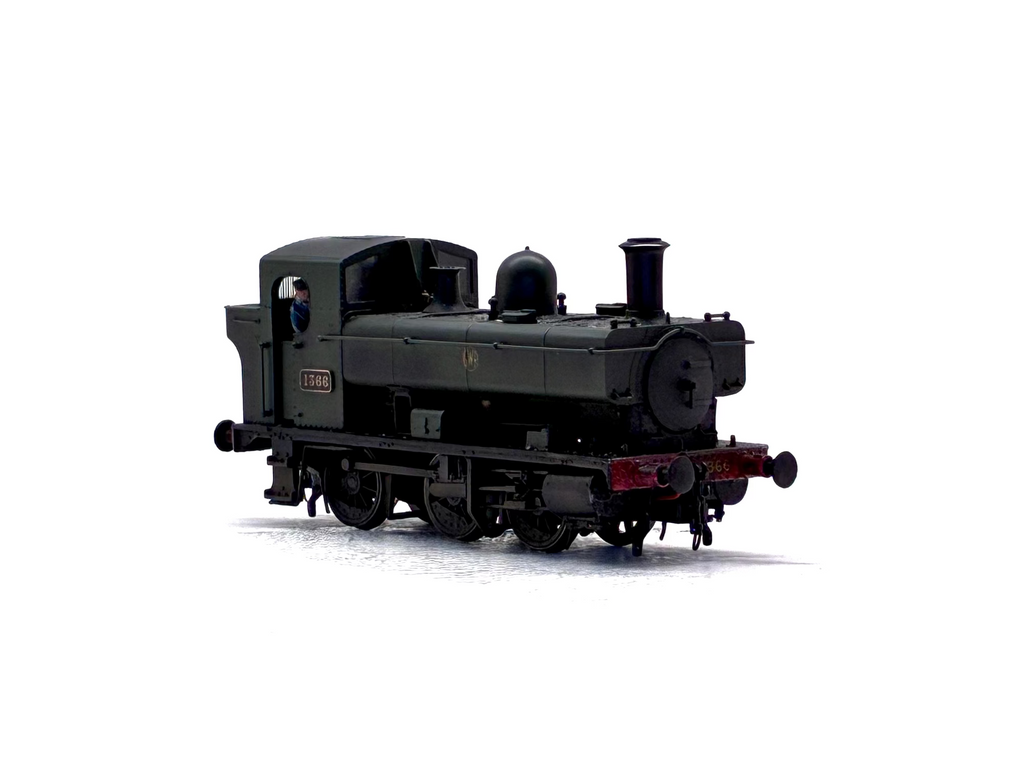 Heljan 1320 Class 1366 0-6-0PT 1366 in GWR green with shirtbutton
