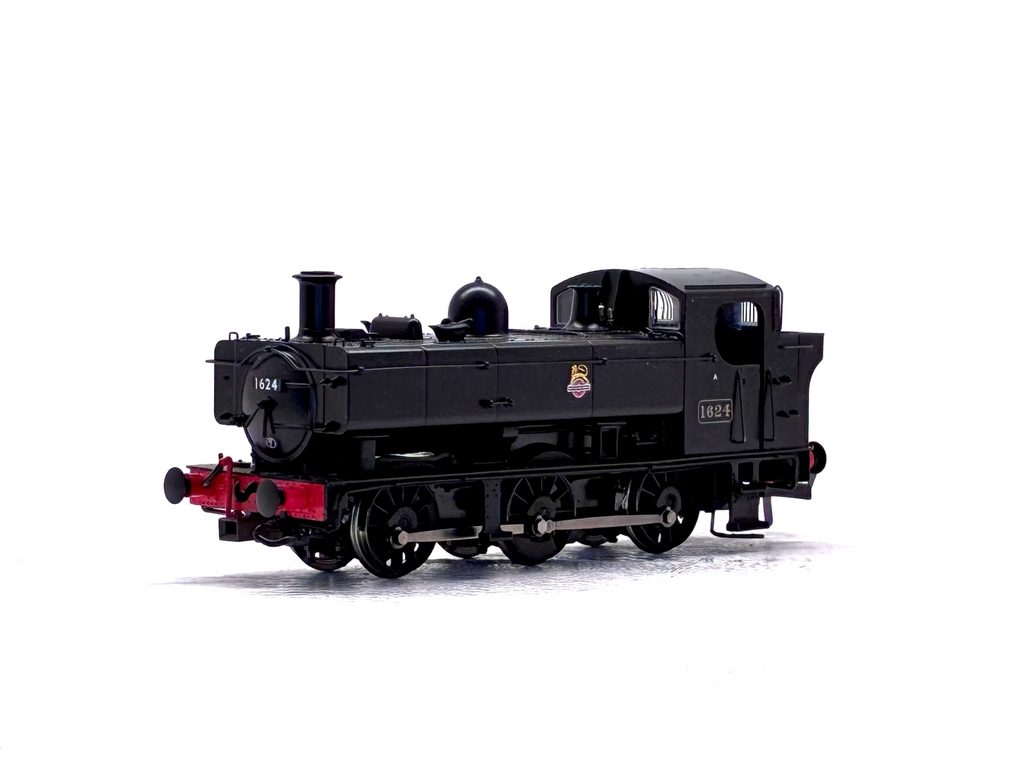 Rapido Trains UK MR-301C Class 16xx Pannier 0-6-0PT 1624 in BR black with early emblem