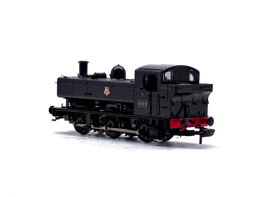Rapido Trains UK MR-301C Class 16xx Pannier 0-6-0PT 1624 in BR black with early emblem