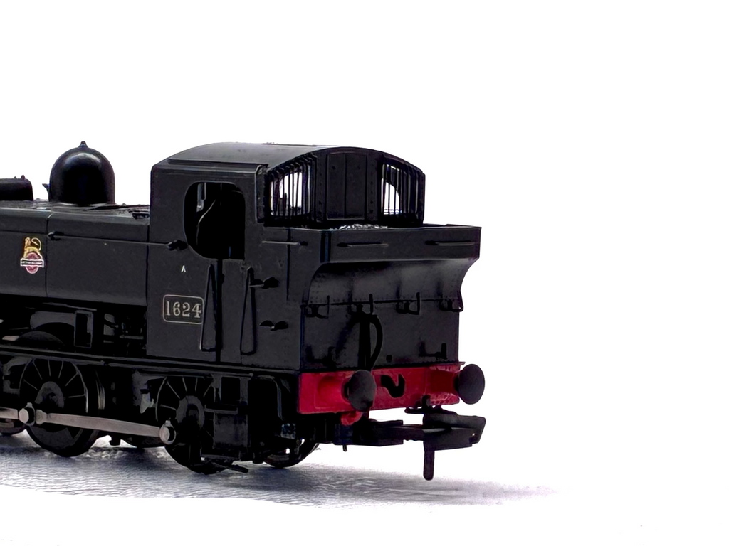 Rapido Trains UK MR-301C Class 16xx Pannier 0-6-0PT 1624 in BR black with early emblem