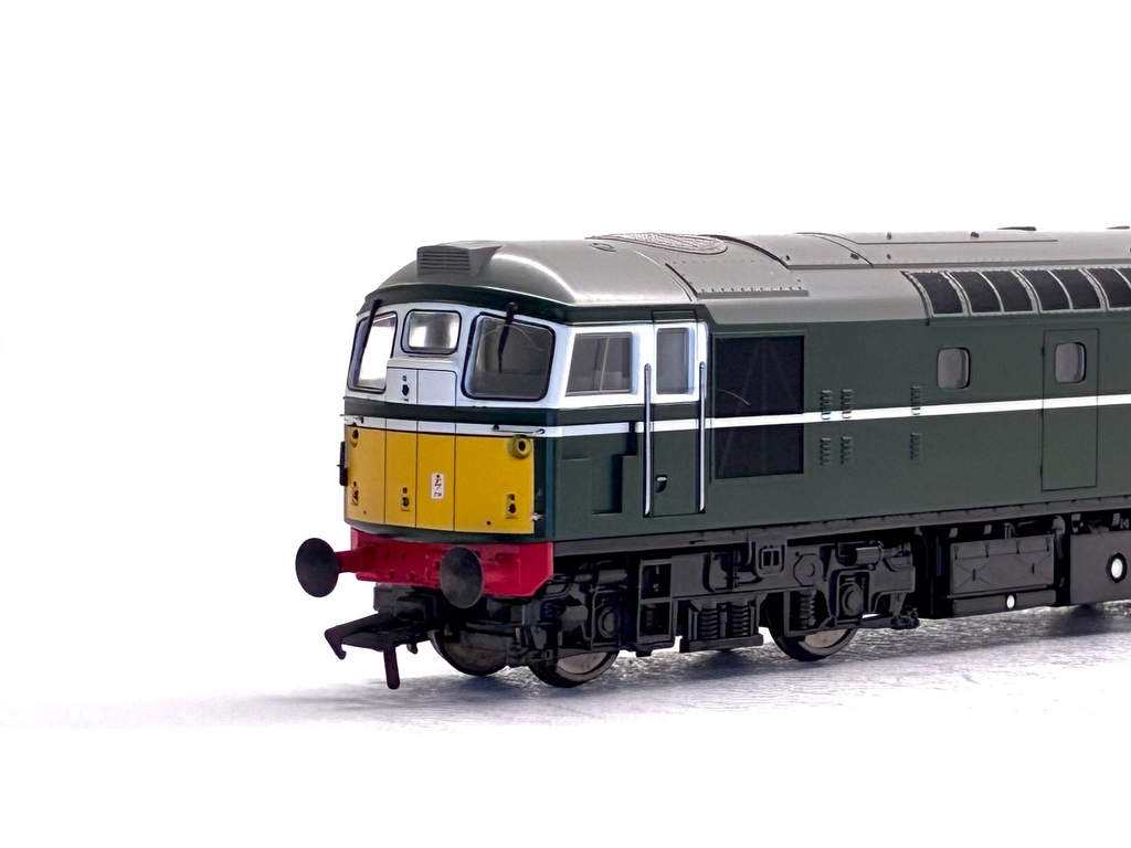 Heljan 2609 Class 26 D5341 in BR green with small yellow panels