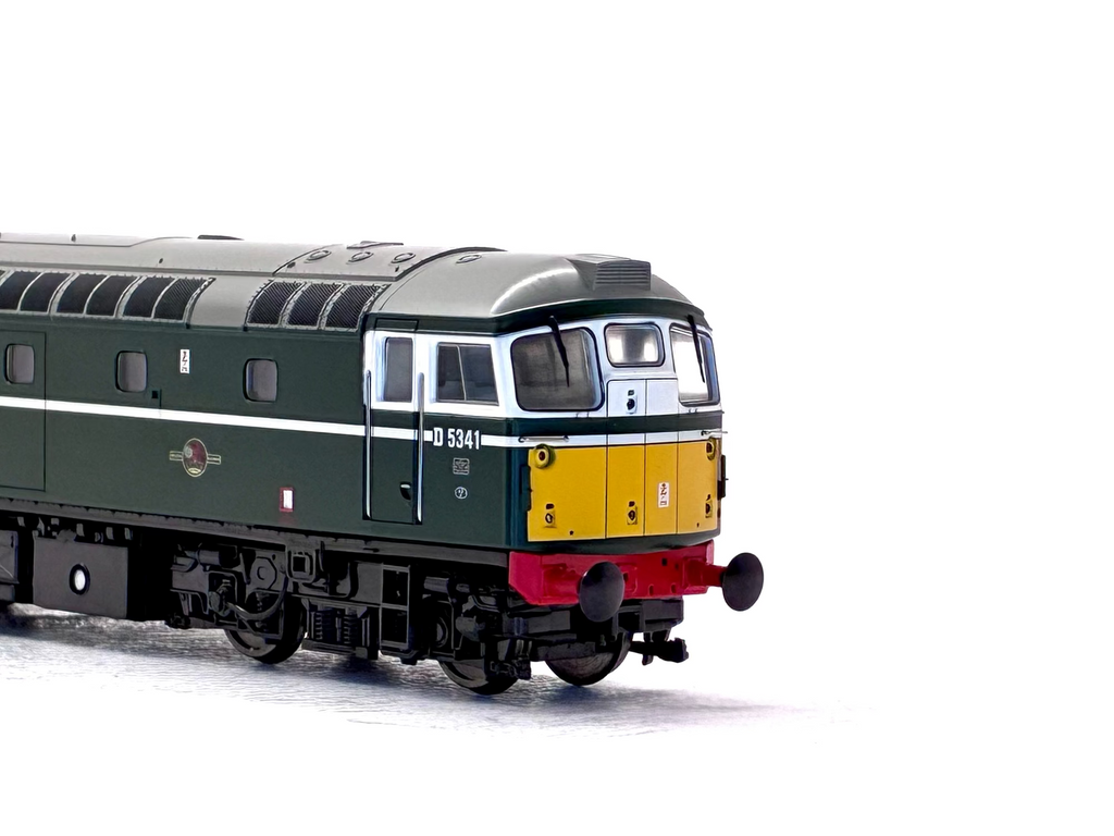 Heljan 2609 Class 26 D5341 in BR green with small yellow panels