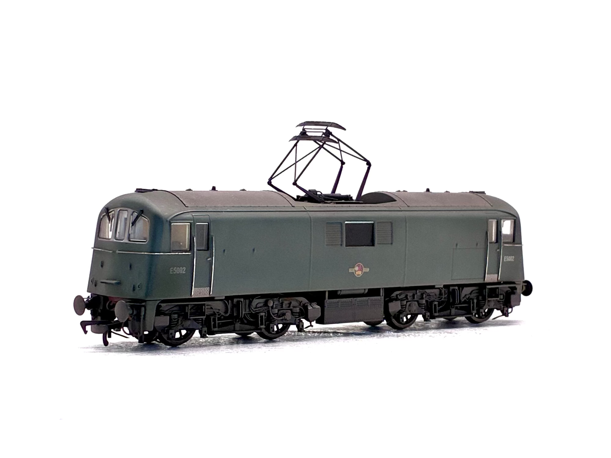DJ Models OO71-097 Class 71 E5002 in BR Plain Green (weathered)  Kernow Models exclusive