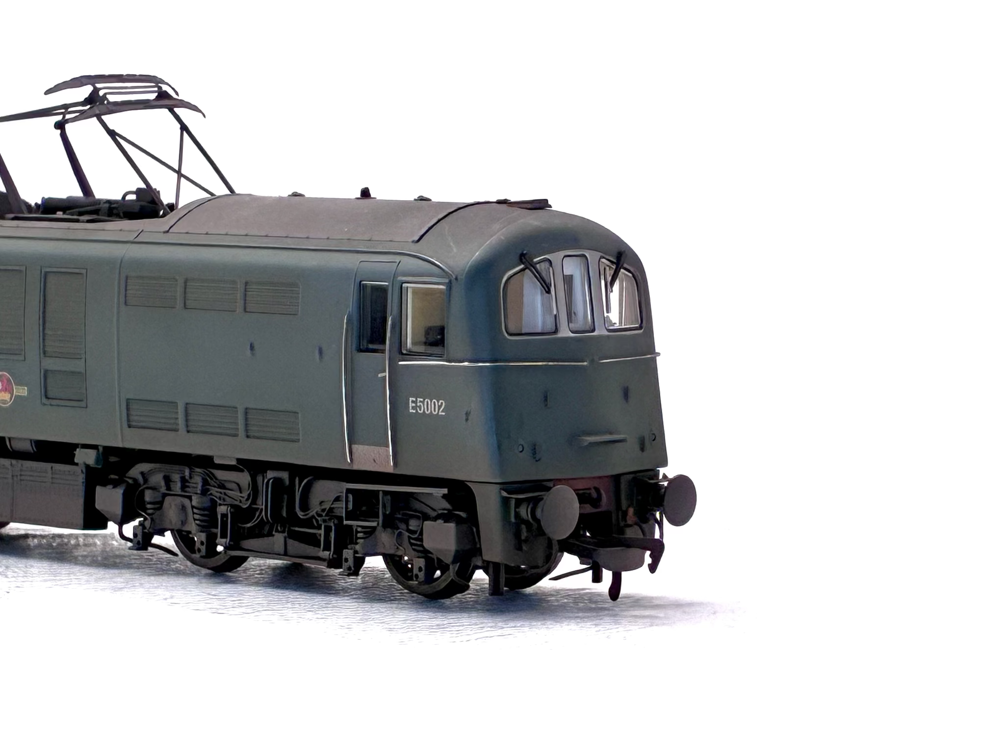DJ Models OO71-097 Class 71 E5002 in BR Plain Green (weathered)  Kernow Models exclusive