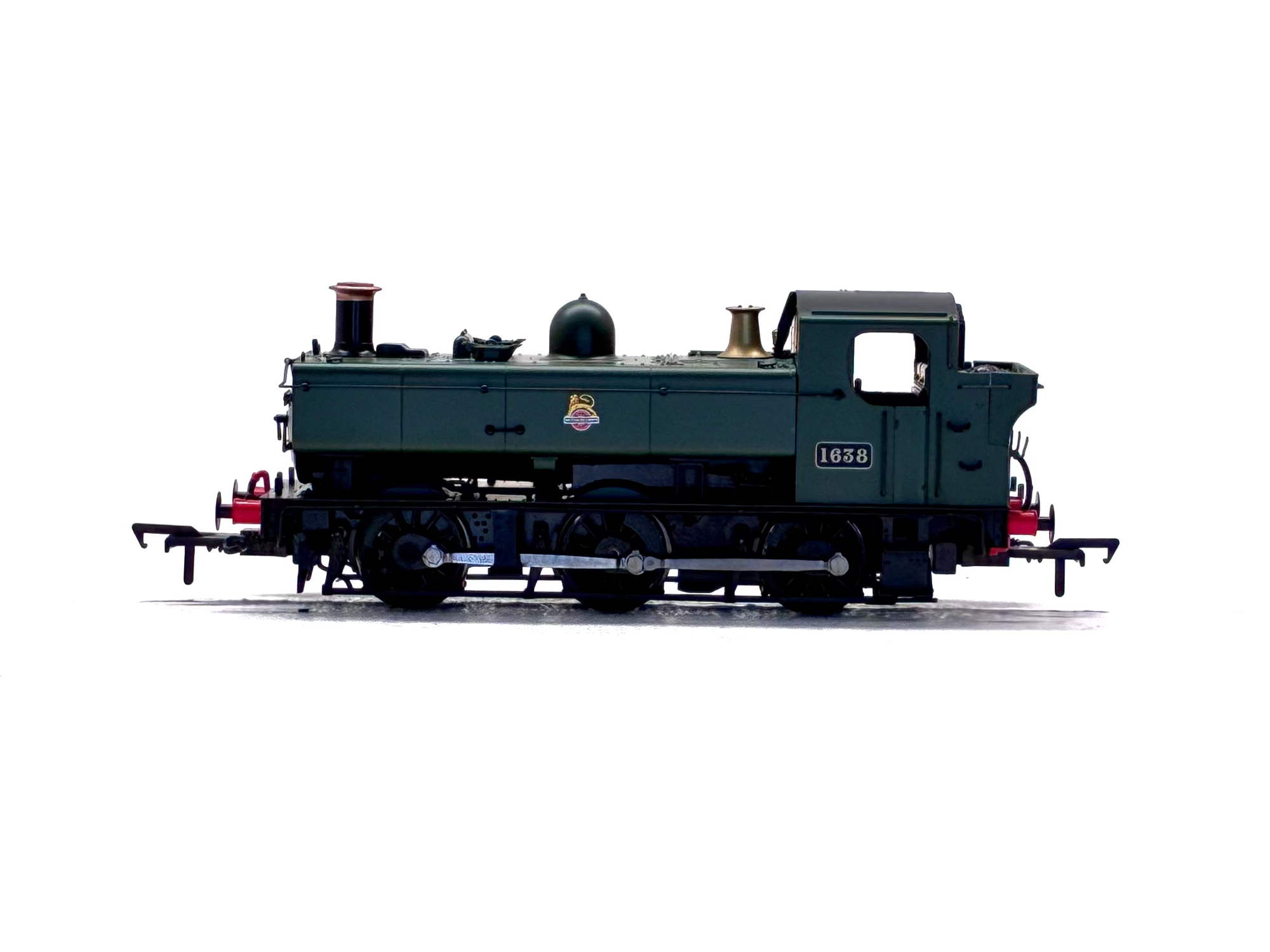 Rapido Trains UK MR-310A Class 16xx Pannier 0-6-0PT 1638 in BR green with early emblem