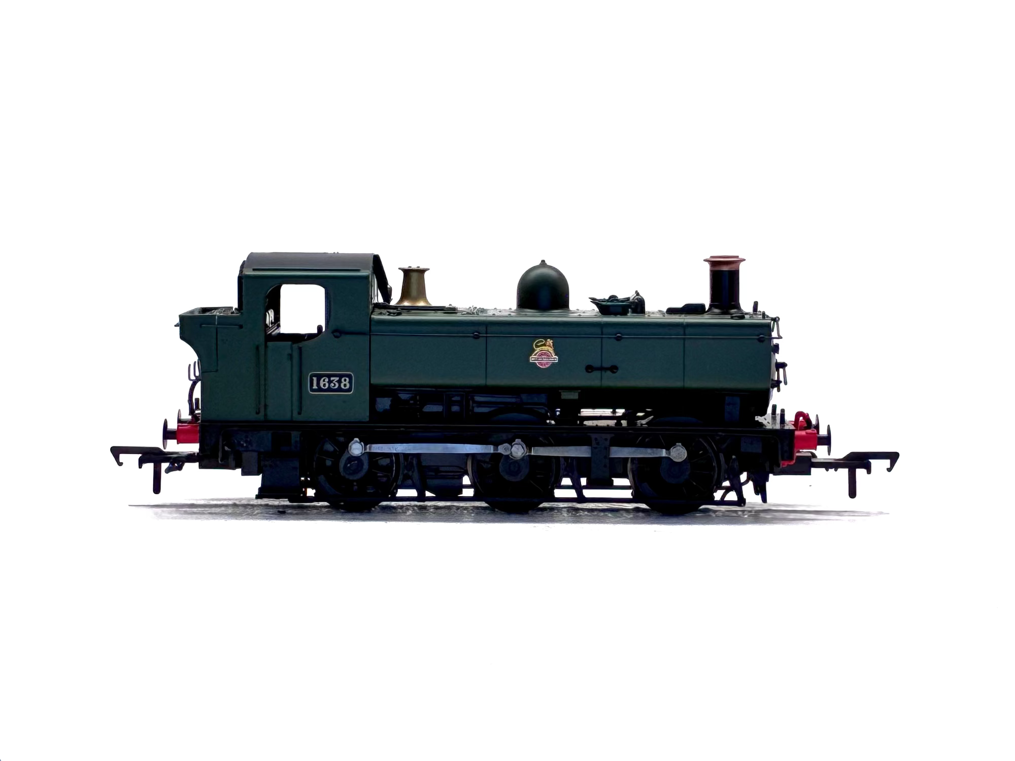 Rapido Trains UK MR-310A Class 16xx Pannier 0-6-0PT 1638 in BR green with early emblem