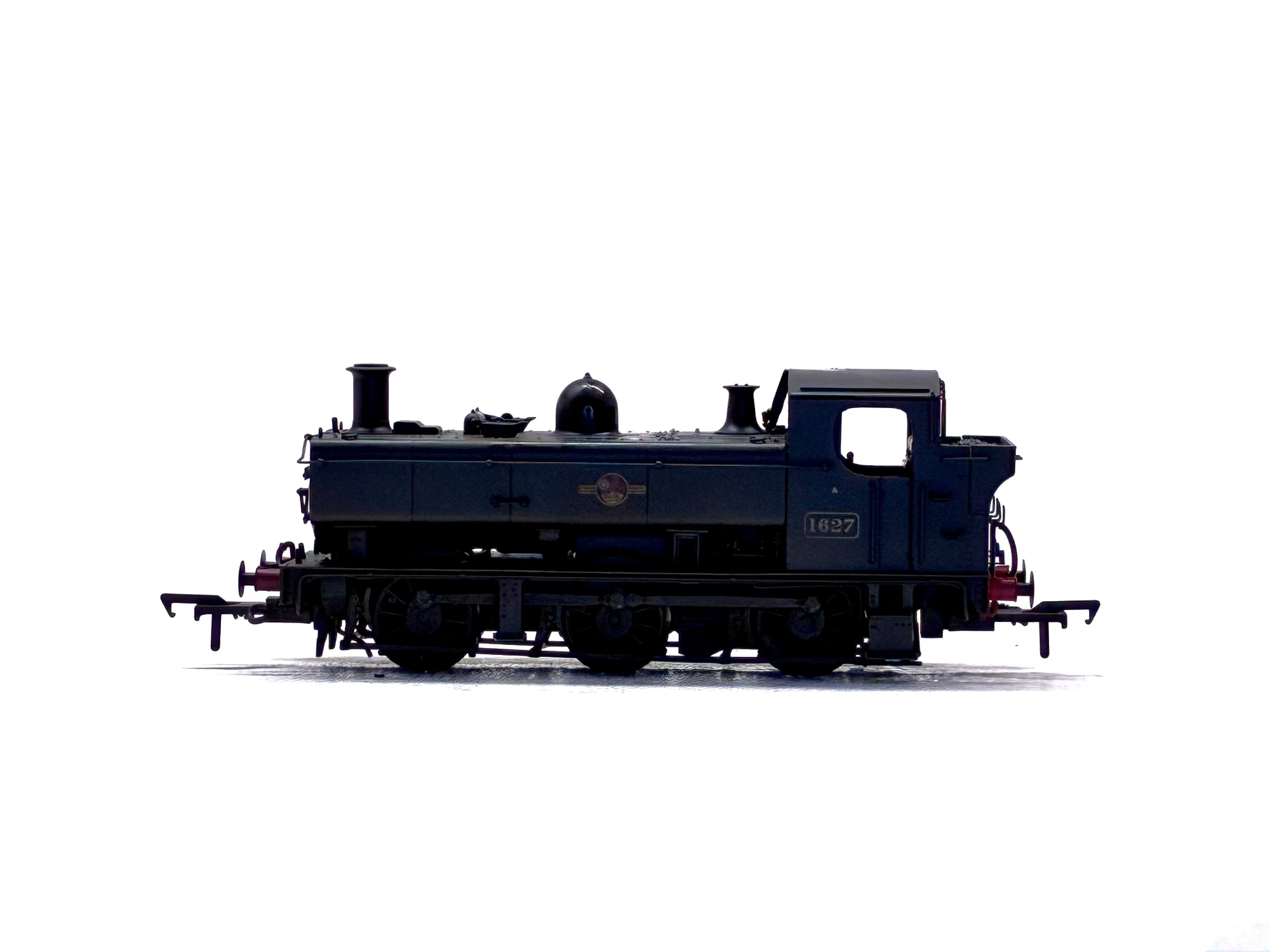 Rapido Trains UK MR-305A Class 16xx Pannier 0-6-0PT 1627 in BR black with late crest weathered