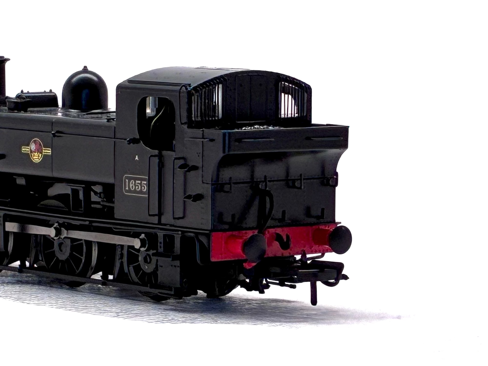 Rapido Trains UK MR-304B Class 16xx Pannier 0-6-0PT 1655 in BR black with late crest
