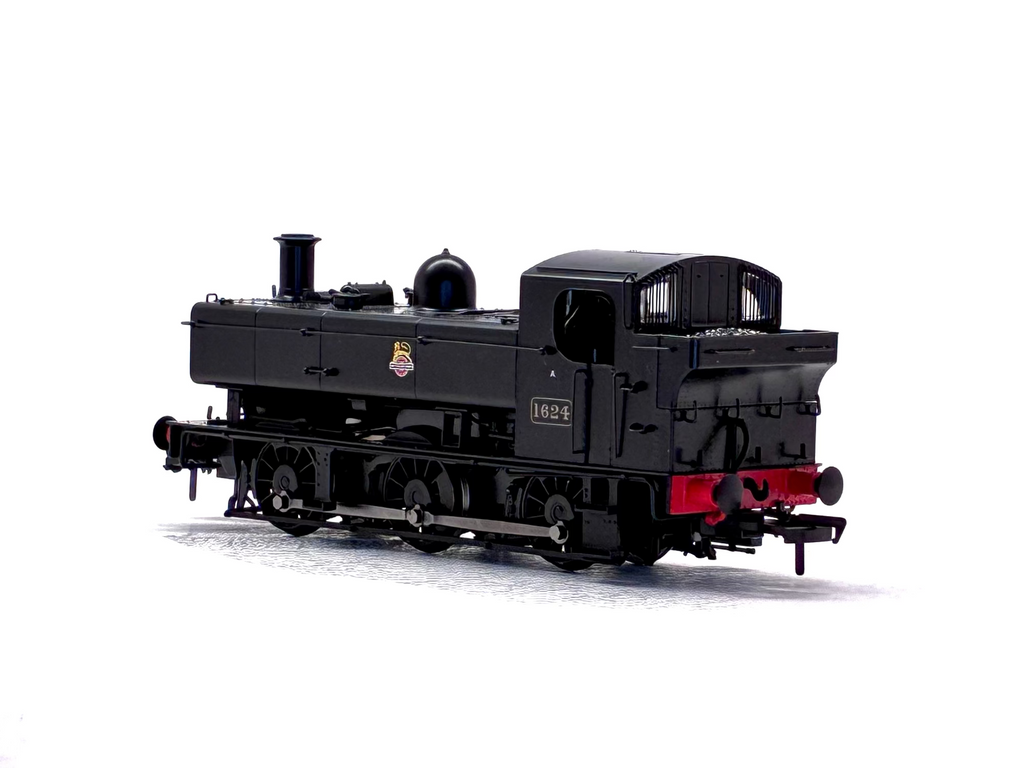 Rapido Trains UK MR-301C Class 16xx Pannier 0-6-0PT 1624 in BR black with early emblem