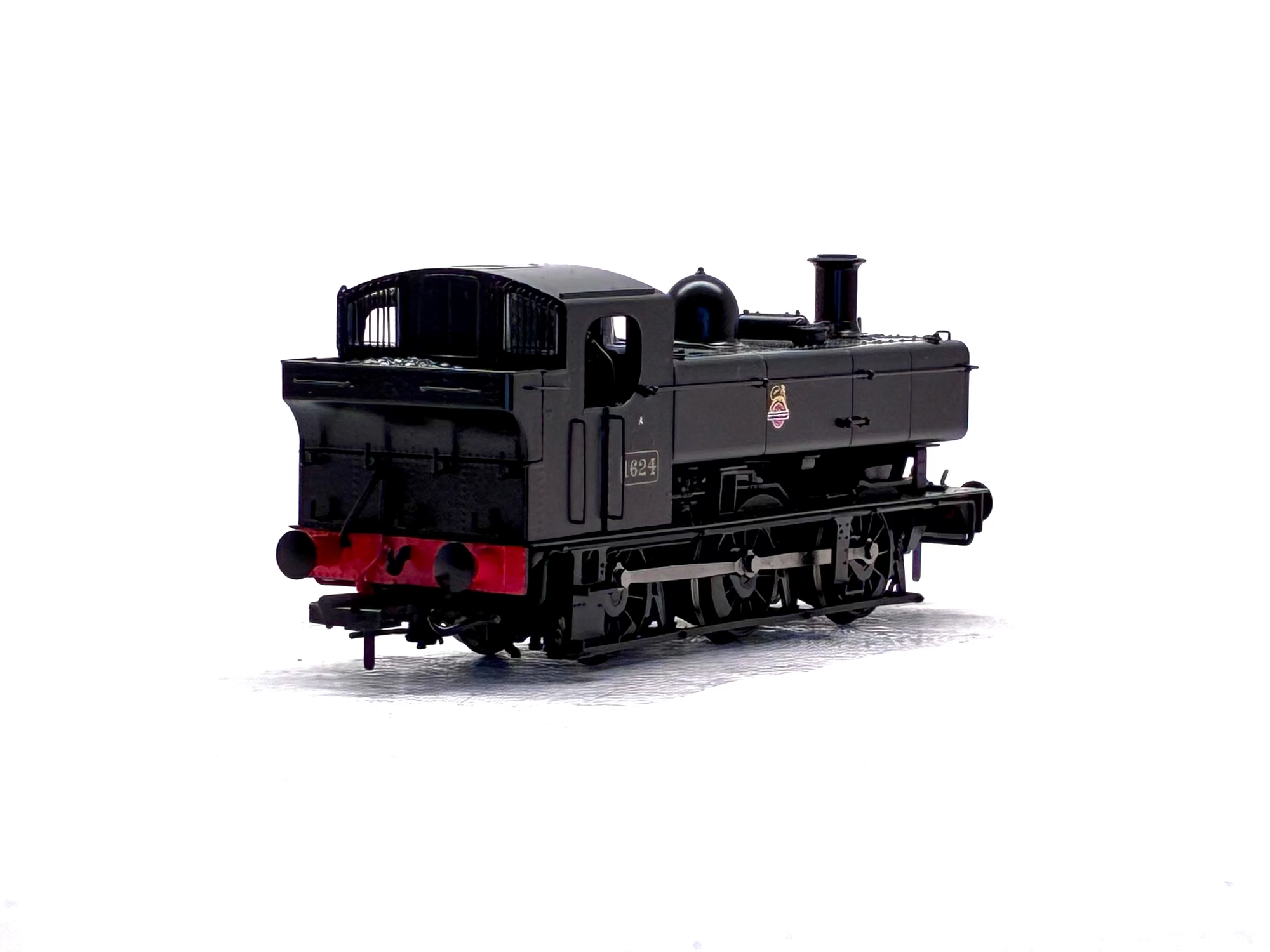 Rapido Trains UK MR-301C Class 16xx Pannier 0-6-0PT 1624 in BR black with early emblem
