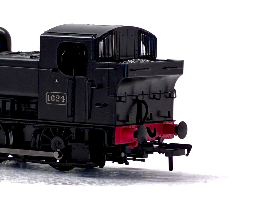 Rapido Trains UK MR-301C Class 16xx Pannier 0-6-0PT 1624 in BR black with early emblem
