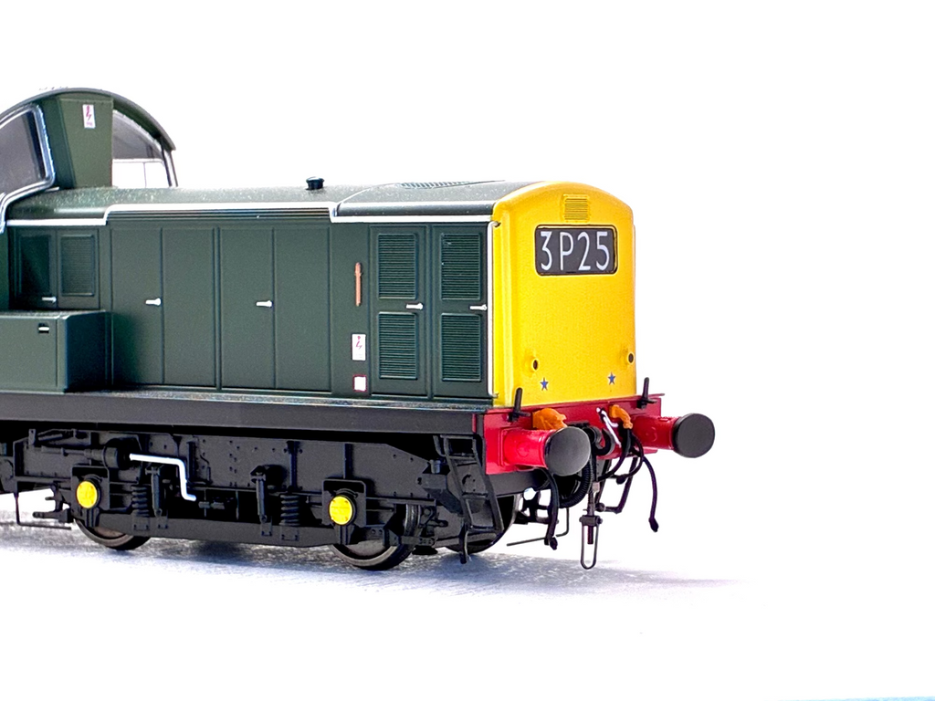 Heljan 1751 Class 17 'Clayton' in BR green with full yellow ends unnumbered