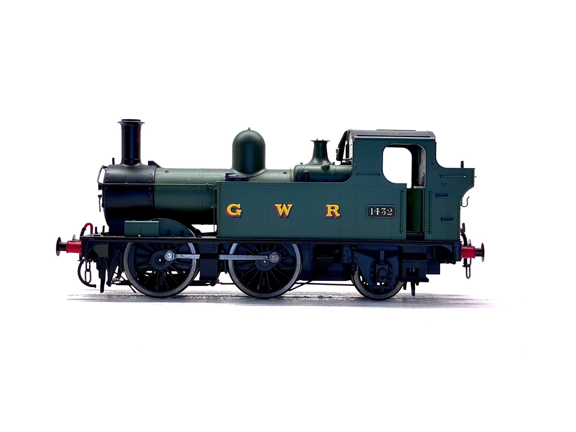 Dapol 7S-006-020 Class 14xx 0-4-2T 1432 in GWR unlined green with G W R lettering