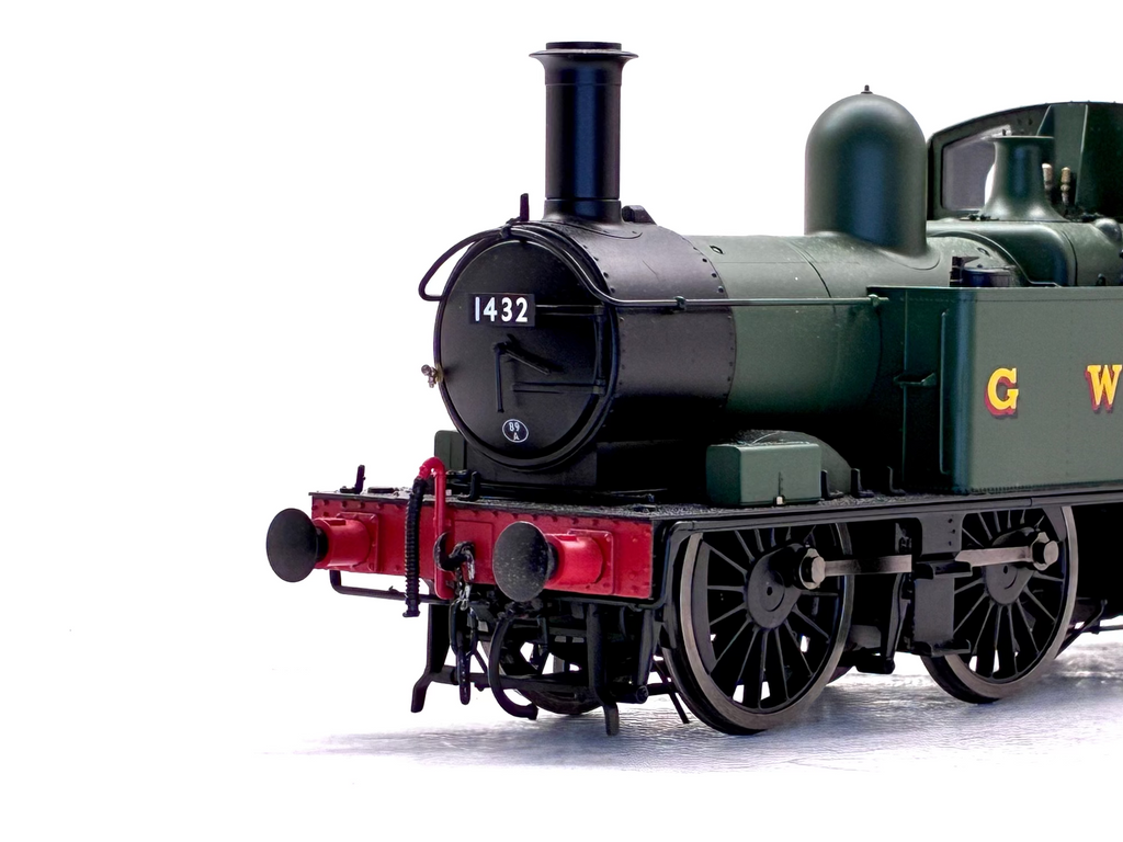 Dapol 7S-006-020 Class 14xx 0-4-2T 1432 in GWR unlined green with G W R lettering