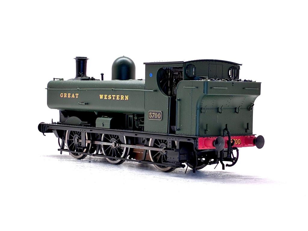 Dapol 7S-007-002 Class 57xx 0-6-0PT pannier 5700 in Great Western Green