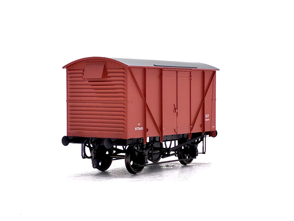 Dapol 7F-056-002 12-ton van with plywood sides in BR bauxite B775635
