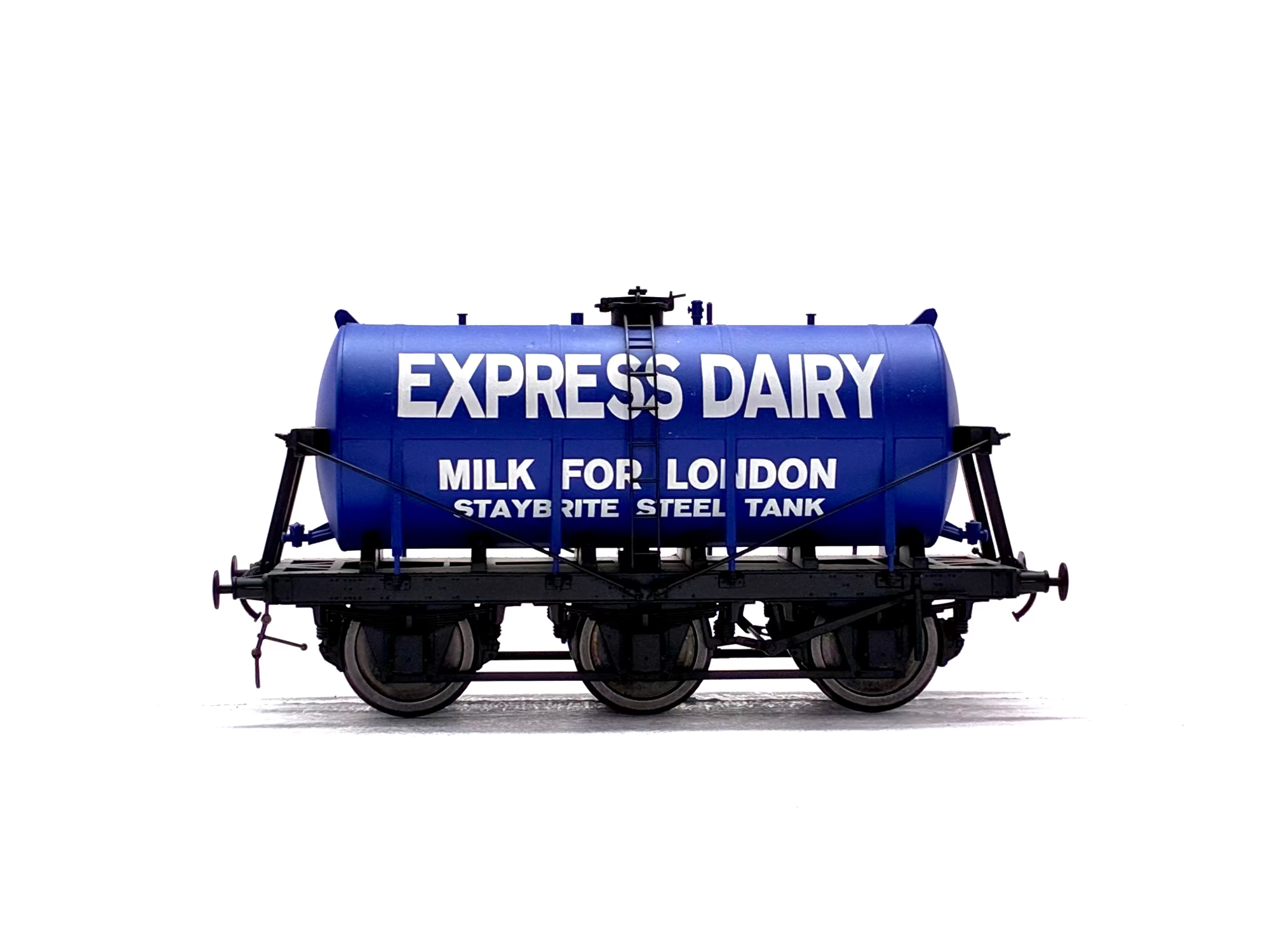 Dapol 7F-031-001 6-wheel milk tanker "Express Dairies"