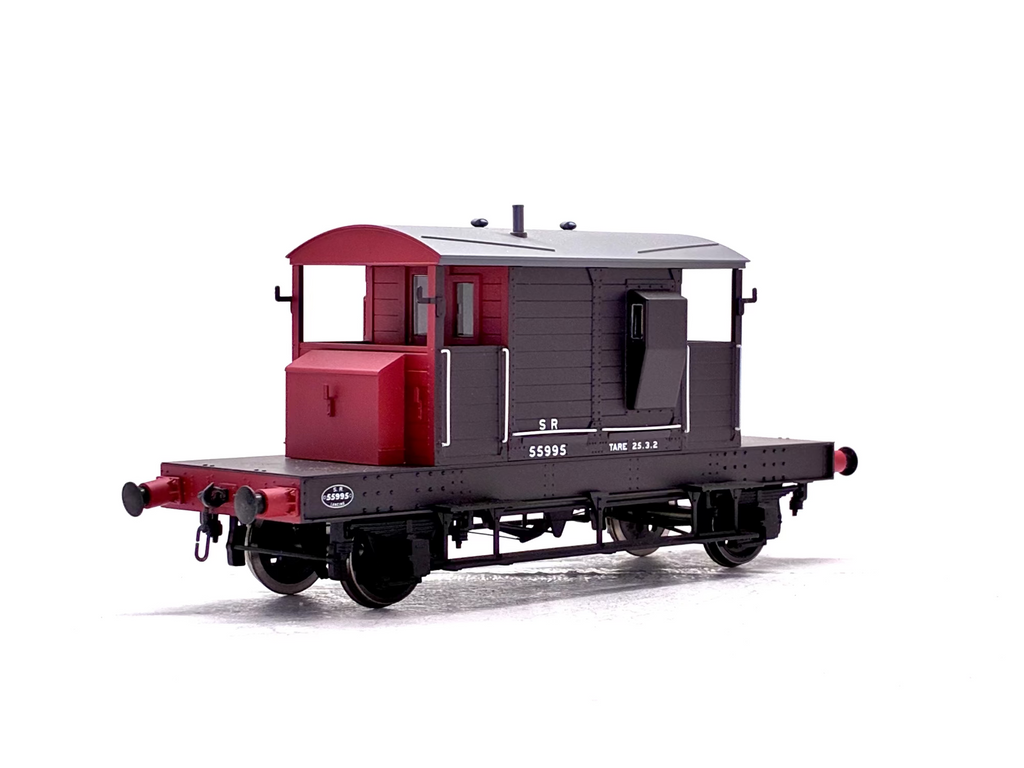 Dapol 7F-100-001 25-ton 'Pillbox' brake van in SR brown & red with small lettering 55995