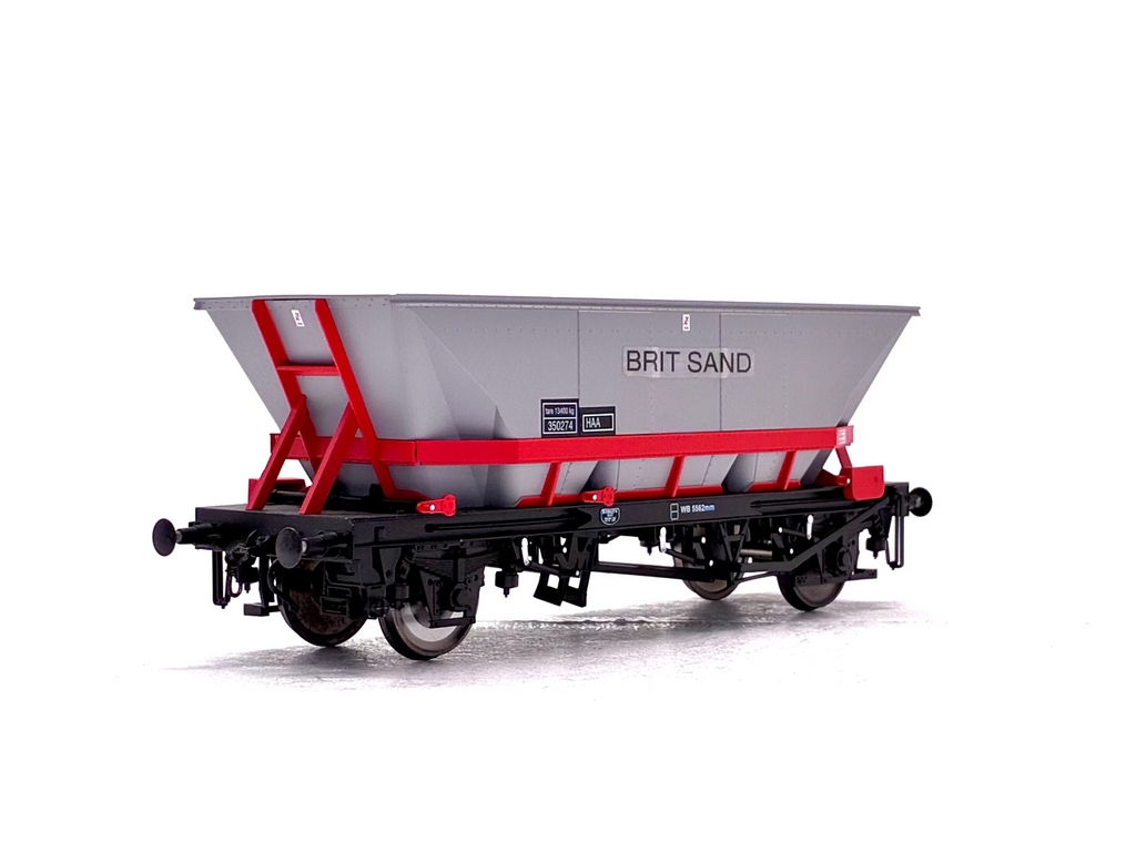 Dapol 7F-048-001 HAA MGR coal hopper in Railfreight livery with red cradle 350274