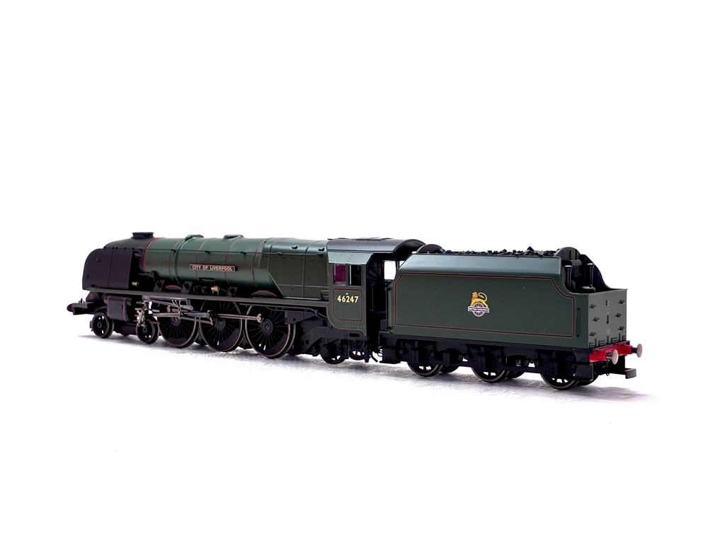 Hornby R3195 Class 8P Duchess 4-6-2 46247 'City Of Liverpool' in BR Green with early emblem
