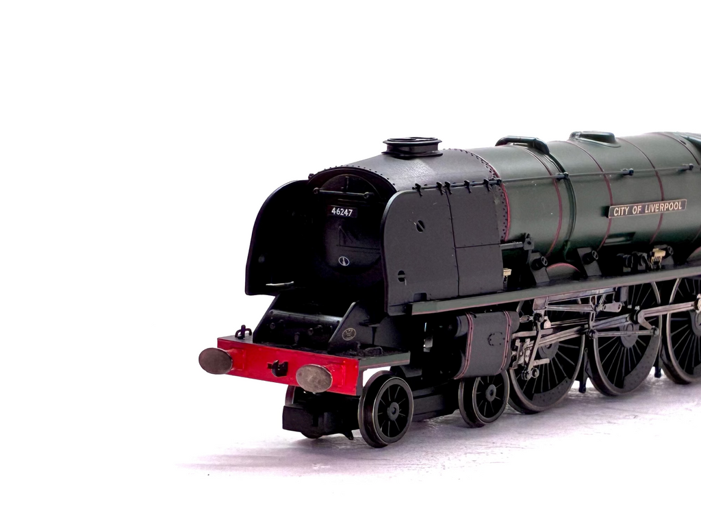 Hornby R3195 Class 8P Duchess 4-6-2 46247 'City Of Liverpool' in BR Green with early emblem