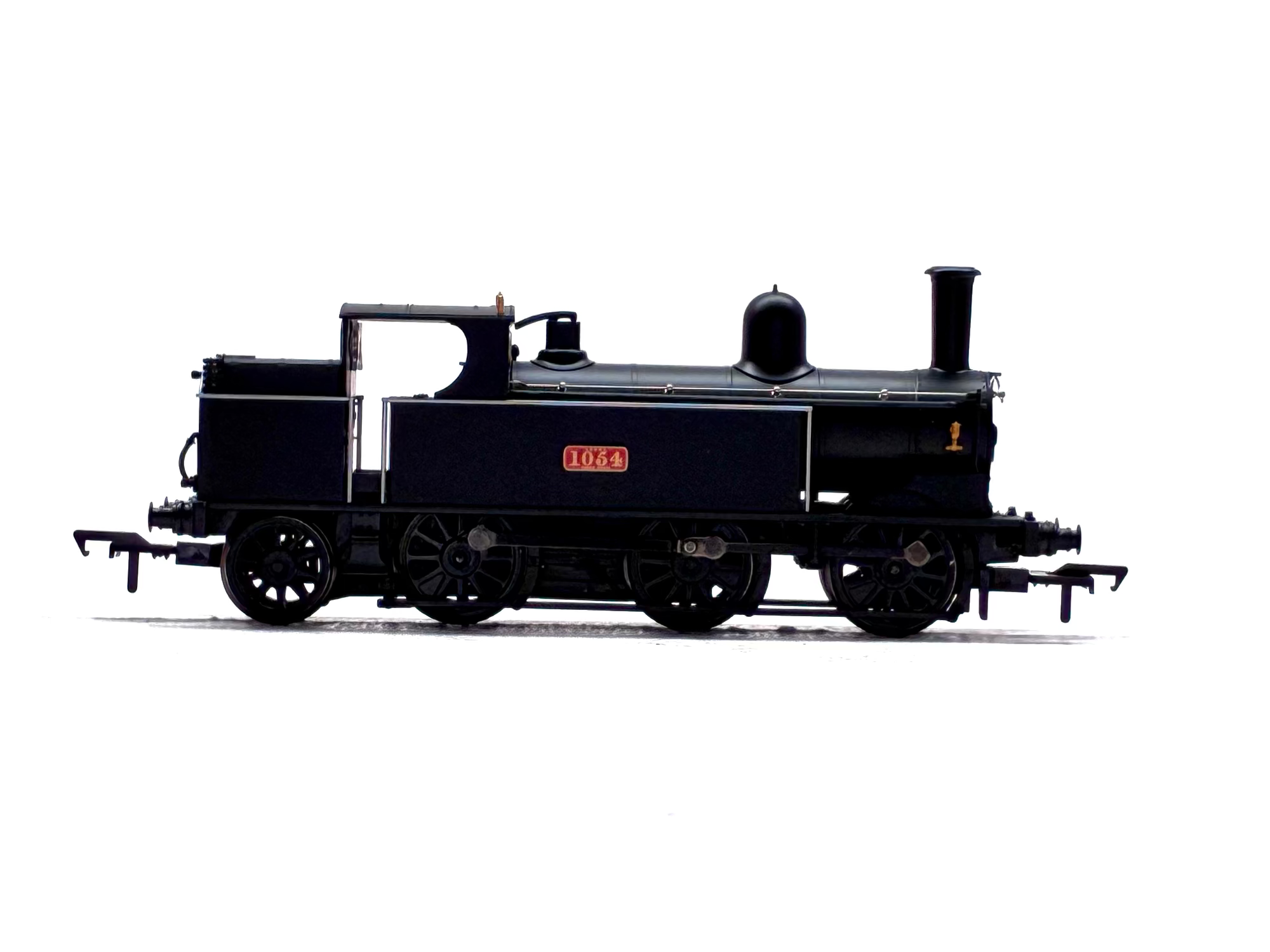 Bachmann Branchline 35-050 LNWR 0-6-2T Webb Coal tank 1054 in LNWR plain black - as preserved