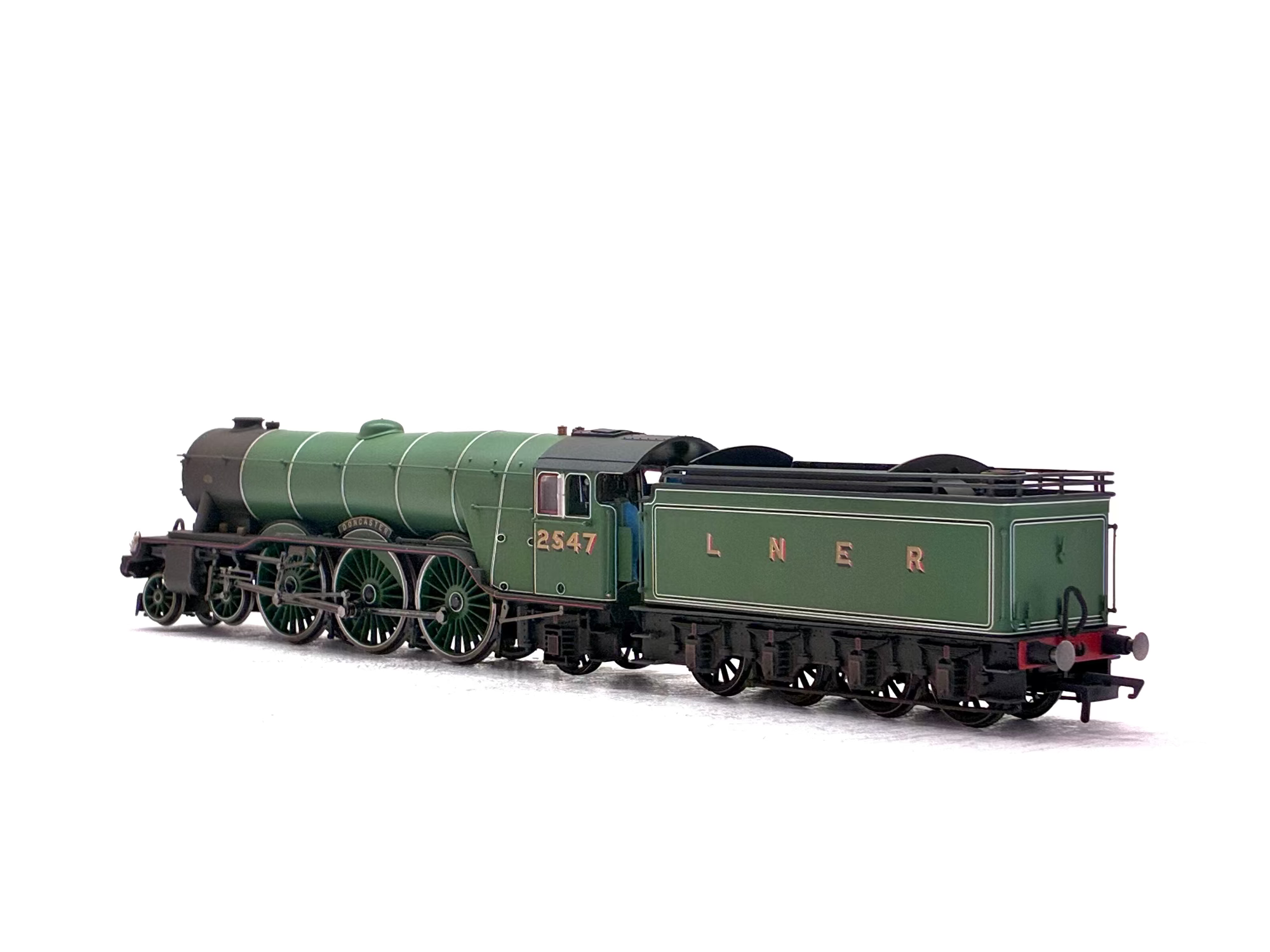 Hornby R3990 Class A1 4-6-2 2547 "Doncaster" in LNER green