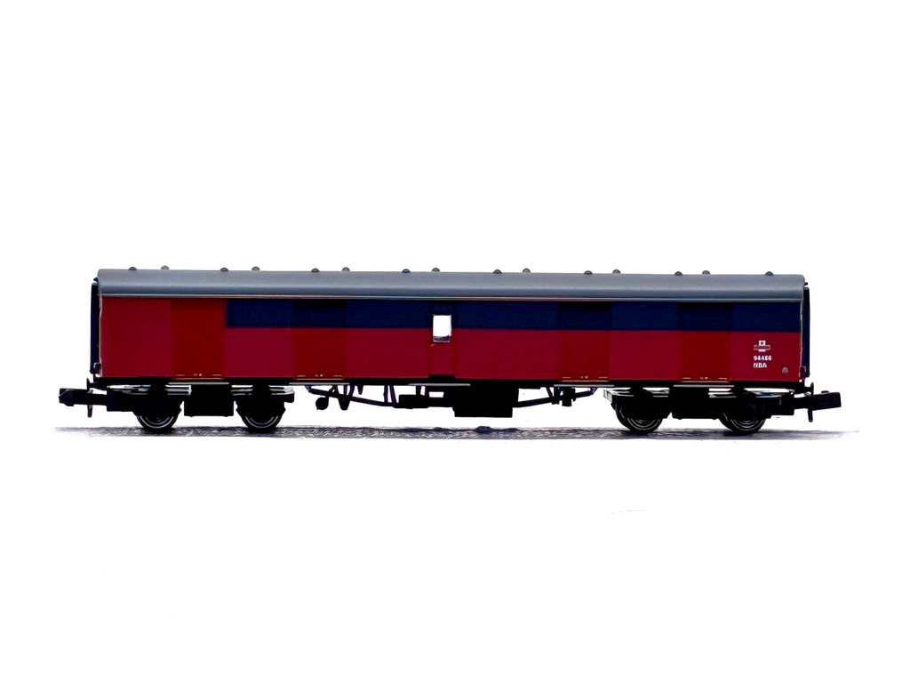 Graham Farish 374-778 Mk1 full brake super BG revised livery Royal Mail 94486