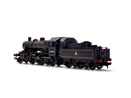 Bachmann Branchline 32-826 Class 2MT Ivatt 2-6-0 46440 in BR black with early emblem