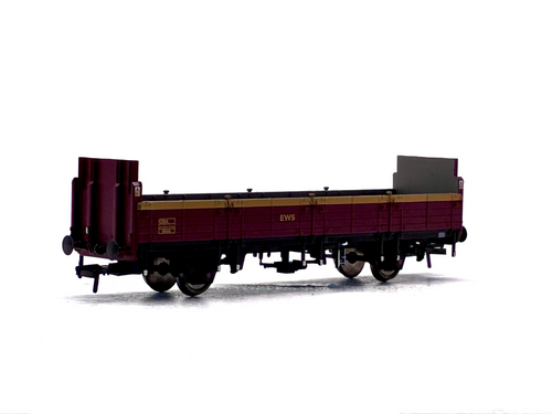 Bachmann Branchline OO Gauge 38-043 31-tonne OBA open wagon with high end red and yellow front view