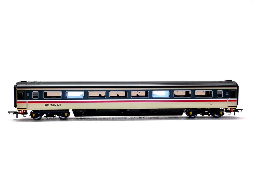 Hornby OO Gauge R40238B Mk3 TS trailer standard in Intercity Executive 42116 coach side view