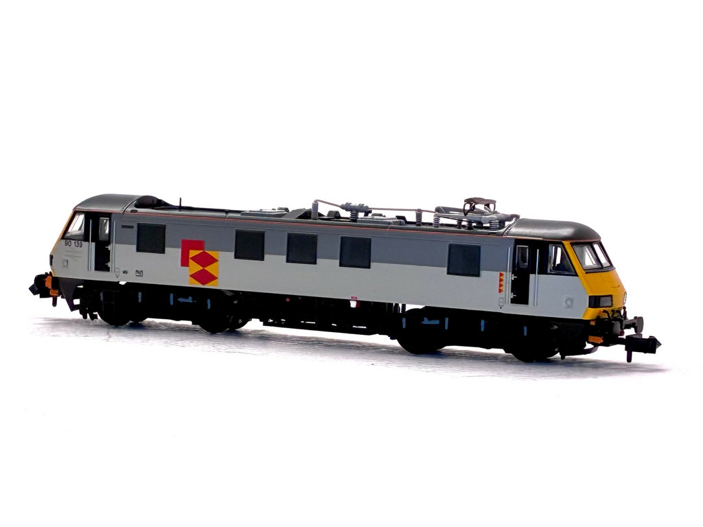 Graham Farish N gauge 371-781A Class 90 90139 in Railfreight Distribution Sector grey diesel locomotive back view