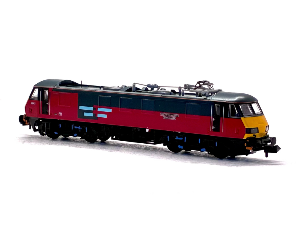 Graham Farish N gauge 371-782A Class 90 90017 'Rail Express Systems Quality Assured' red and black locomotive back view
