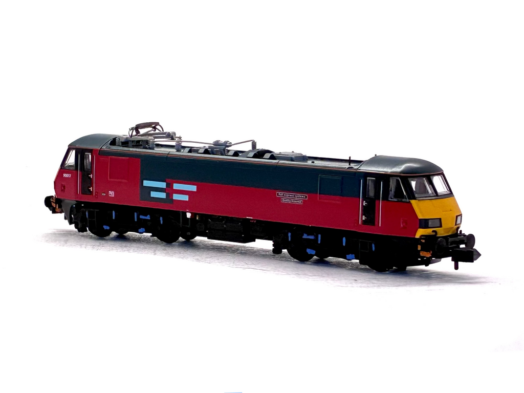 Graham Farish N gauge 371-782A Class 90 90017 'Rail Express Systems Quality Assured' red and black locomotive front view