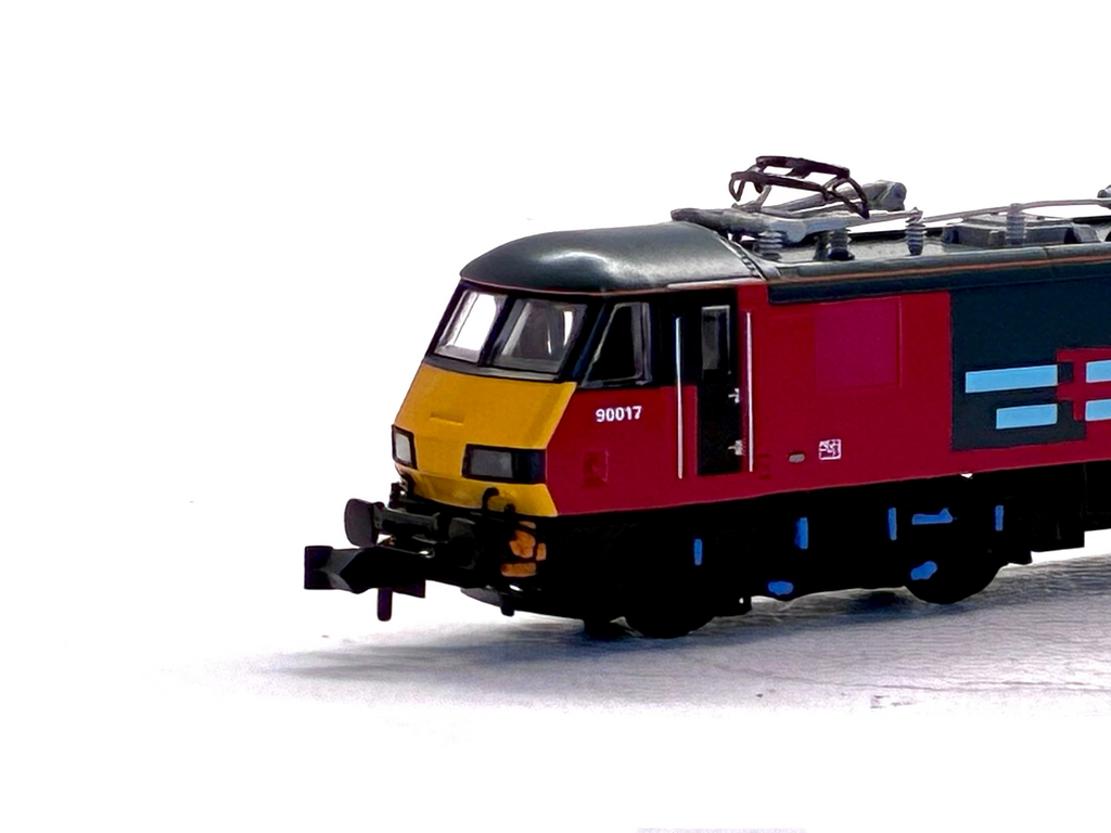 Graham Farish N gauge 371-782A Class 90 90017 'Rail Express Systems Quality Assured' red and black locomotive close up