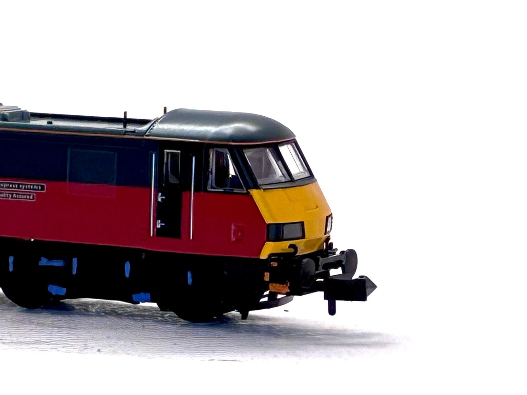 Graham Farish N gauge 371-782A Class 90 90017 'Rail Express Systems Quality Assured' red and black locomotive close up