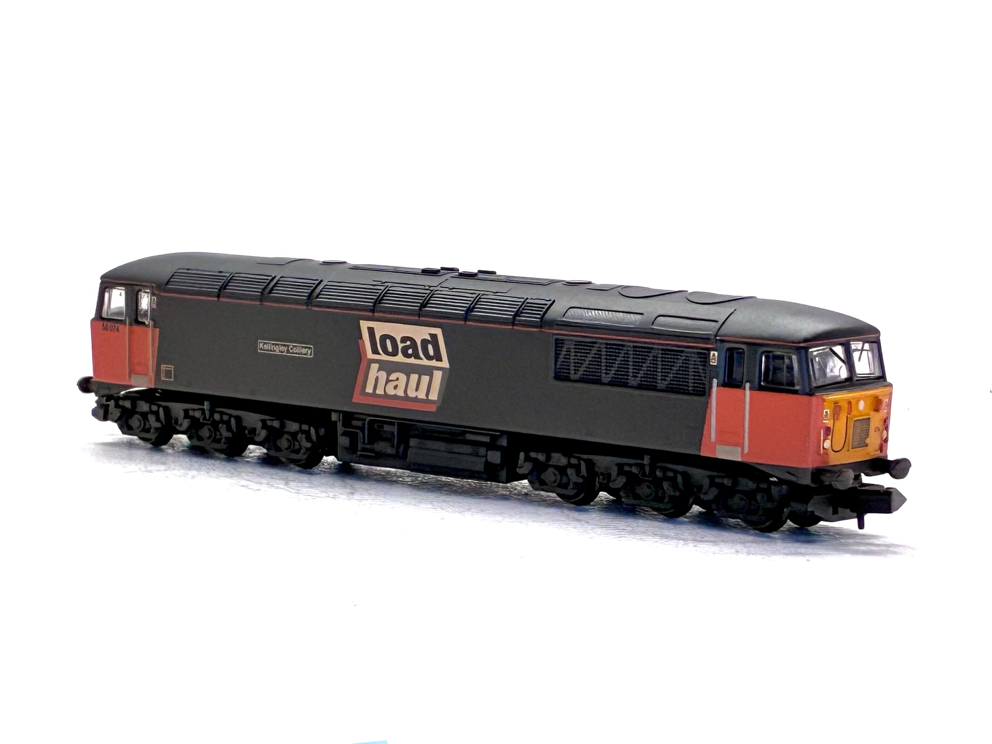 Graham Farish N Gauge 371-301 Class 56 56074 'Kellingley Colliery' Loadhaul Weathered back view
