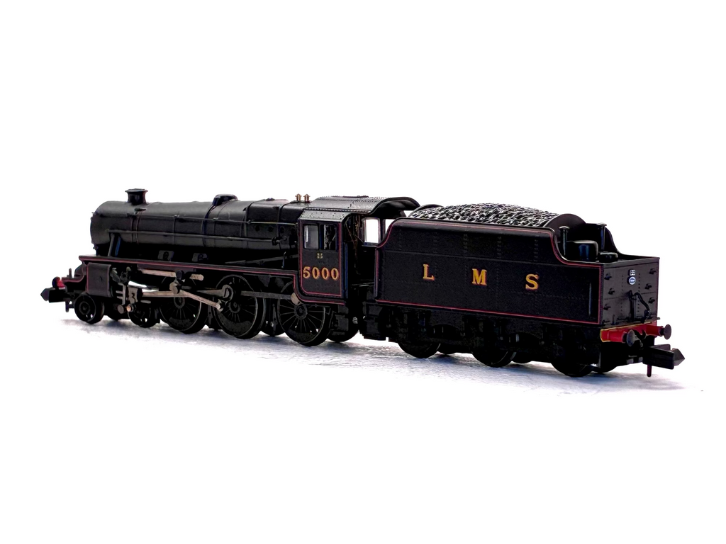 Graham Farish 372-135A Class 5MT 'Black 5' 5000 black steam locomotive back view